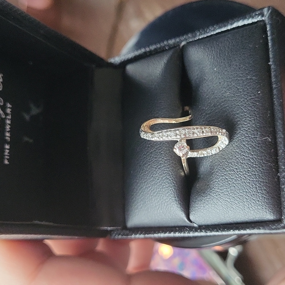 14K gold ring